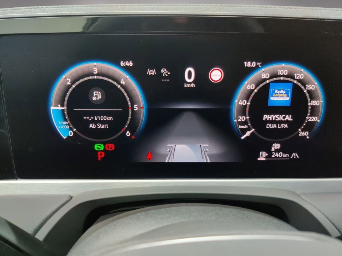Volkswagen Passat Variant 2.0 TDI SCR EVO Business (13)