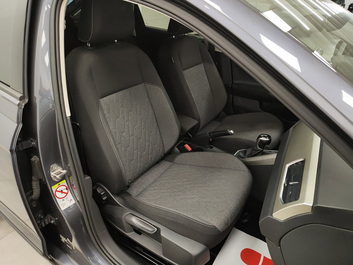 Volkswagen Taigo 1.0 tsi Edition 110cv (5)