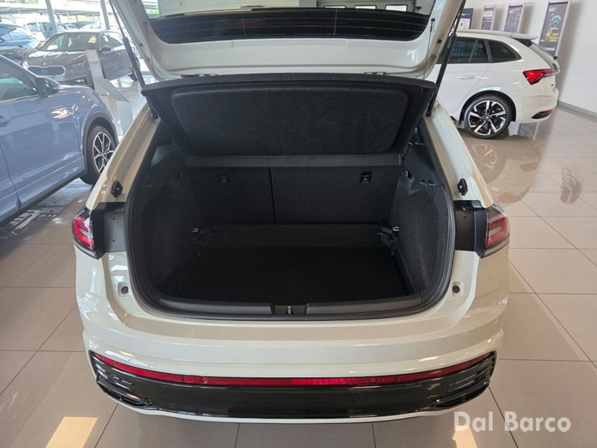 Volkswagen Taigo 1.0 tsi R-Line 115cv dsg (10)