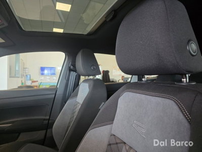 Volkswagen Taigo 1.0 tsi R-Line 115cv dsg (13)