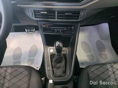 Volkswagen Taigo 1.0 tsi R-Line 115cv dsg (17)