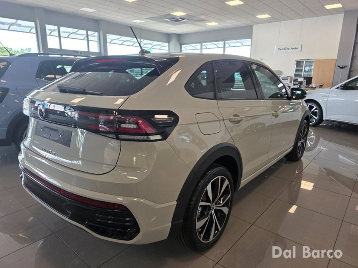 Volkswagen Taigo 1.0 tsi R-Line 115cv dsg (5)