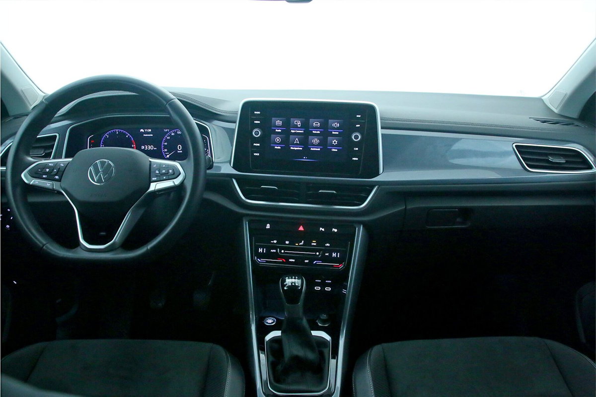 Volkswagen T-Roc 2.0 tdi Style 115cv (9)