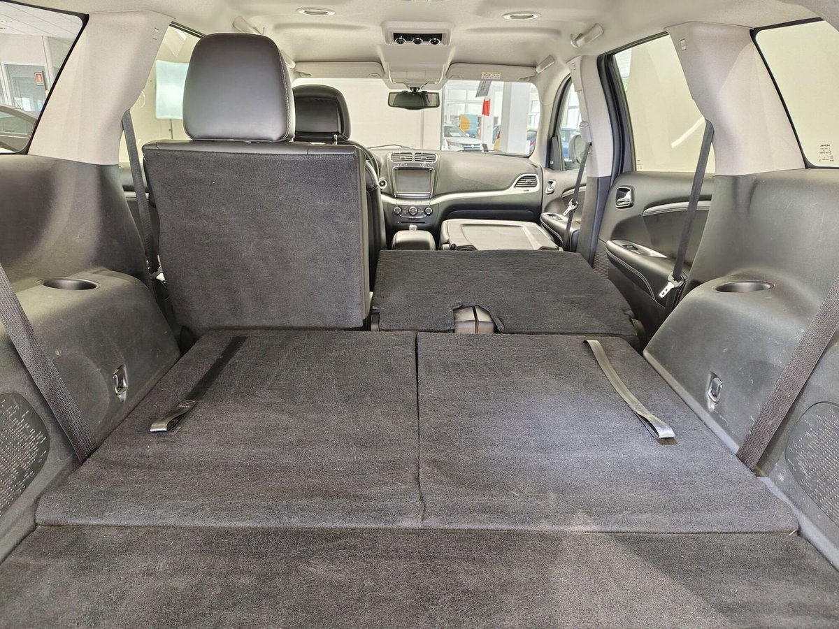 Fiat Freemont 2.0 Mjt 170 CV 4x4 Automatica Black Code (14)