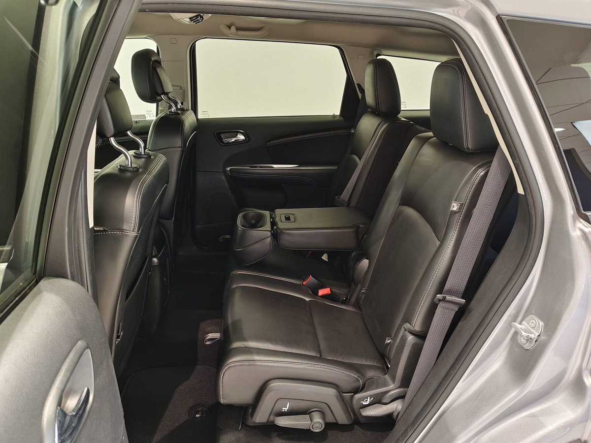 Fiat Freemont 2.0 Mjt 170 CV 4x4 Automatica Black Code (15)
