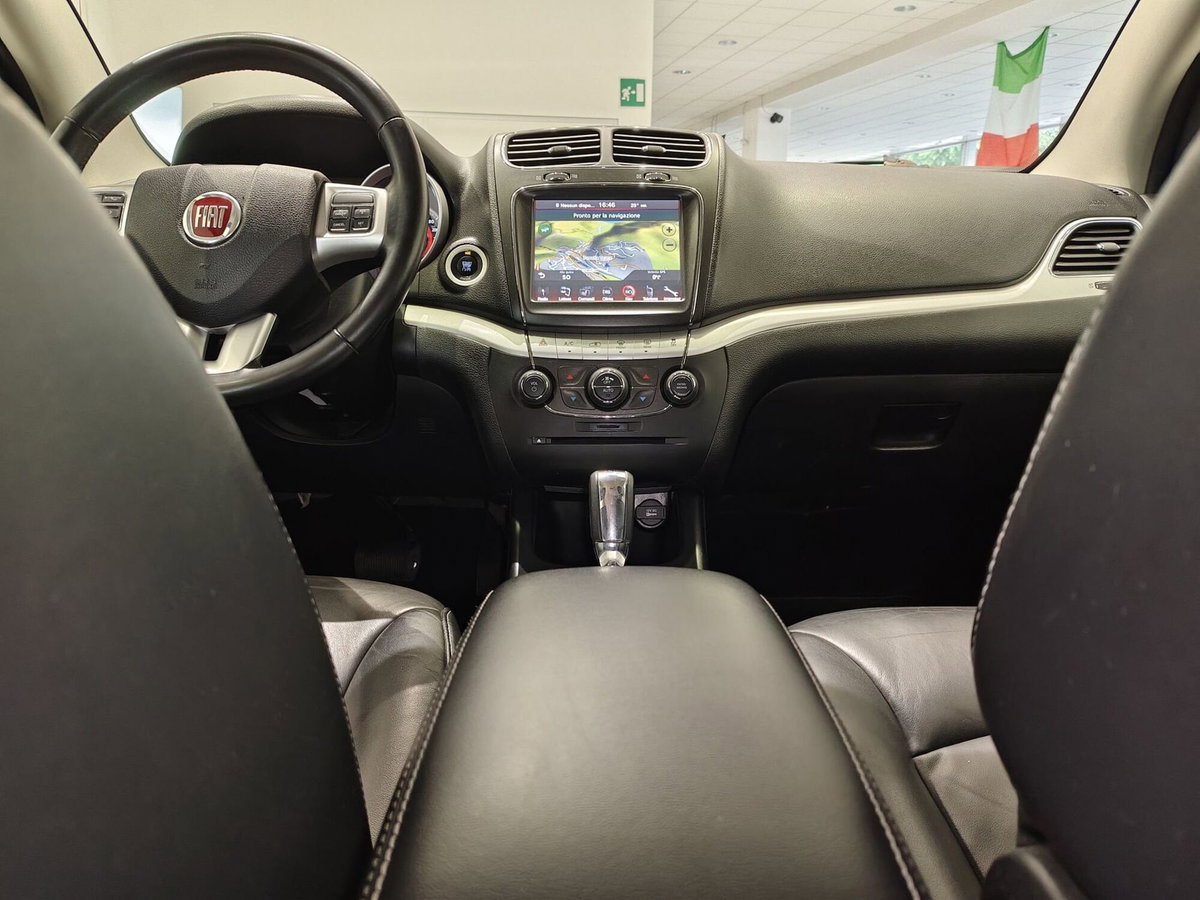 Fiat Freemont 2.0 Mjt 170 CV 4x4 Automatica Black Code (17)