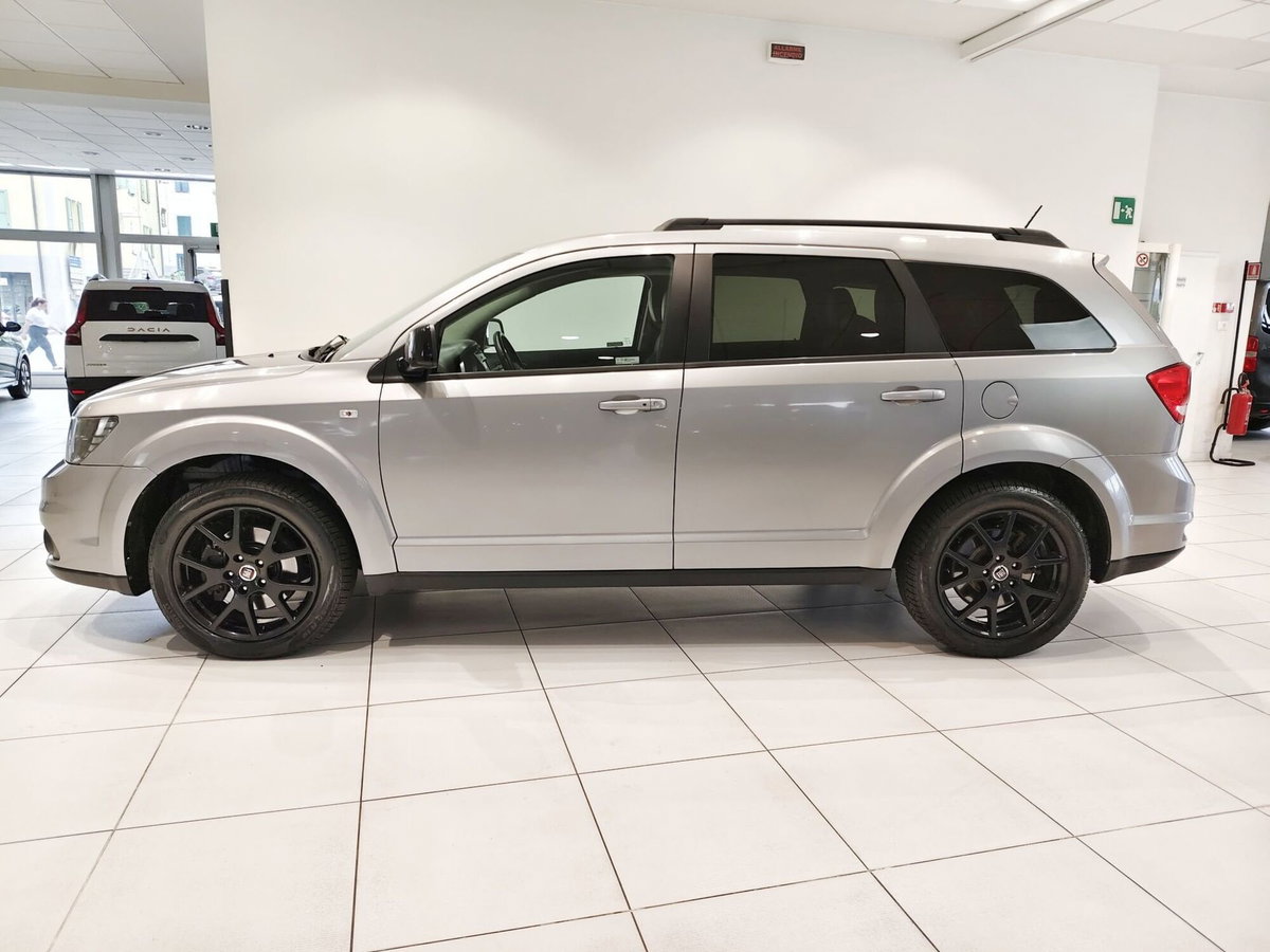 Fiat Freemont 2.0 Mjt 170 CV 4x4 Automatica Black Code (2)