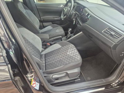 Volkswagen Taigo 1.0 tsi R-Line 115cv (12)