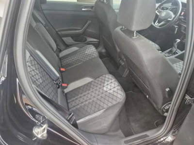 Volkswagen Taigo 1.0 tsi R-Line 115cv (13)