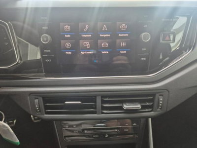 Volkswagen Taigo 1.0 tsi R-Line 115cv (9)