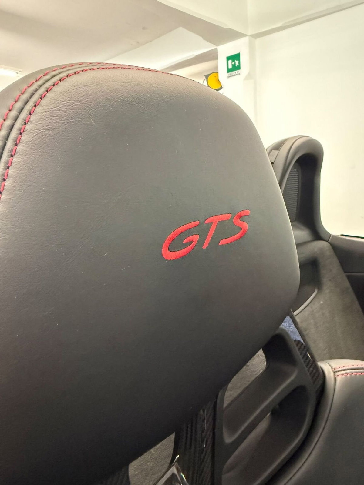 Porsche 718 Boxster  Boxster 4.0 GTS (11)
