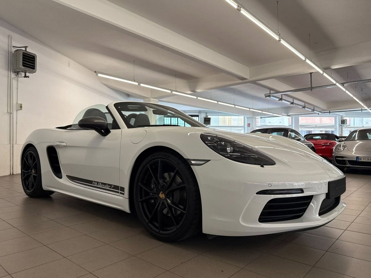 Porsche 718 Boxster  Boxster 2.0 T (3)