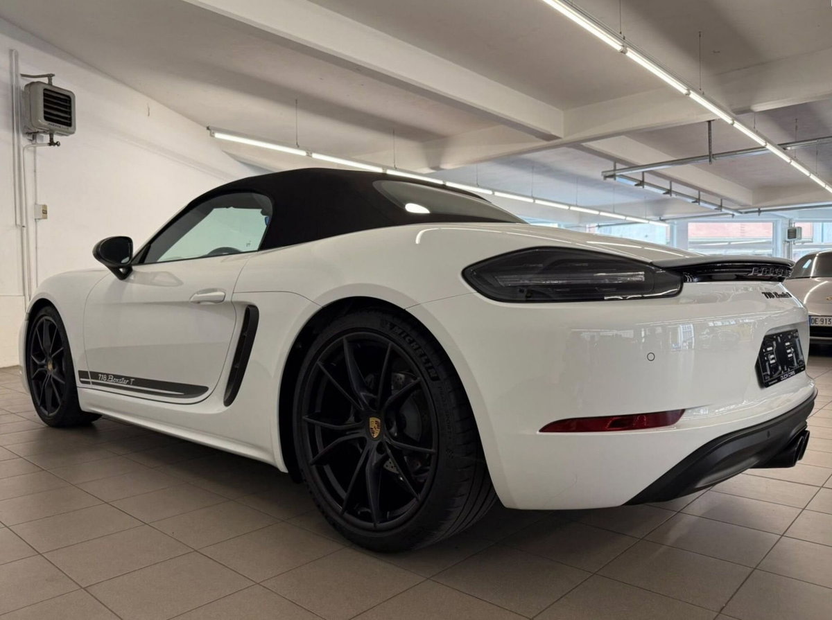 Porsche 718 Boxster  Boxster 2.0 T (6)