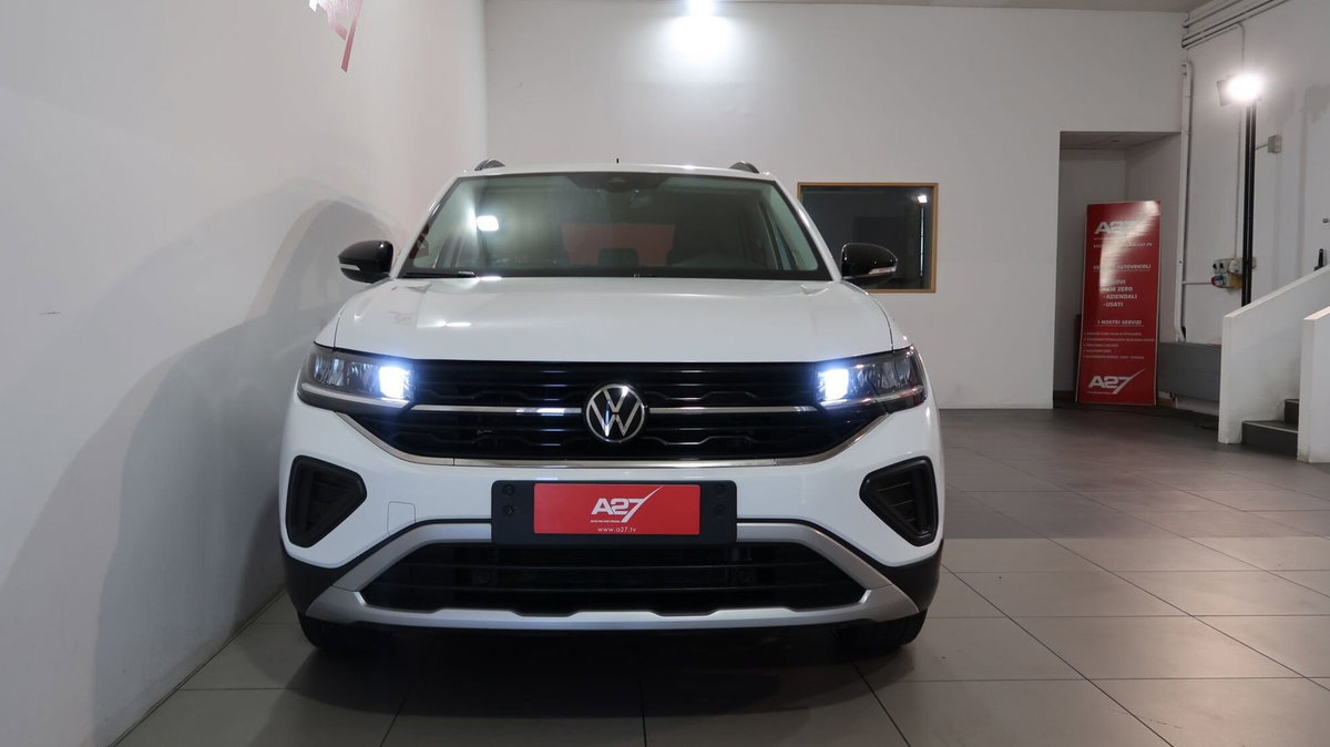 Volkswagen T-Cross 1.0 tsi Life 95cv (8)