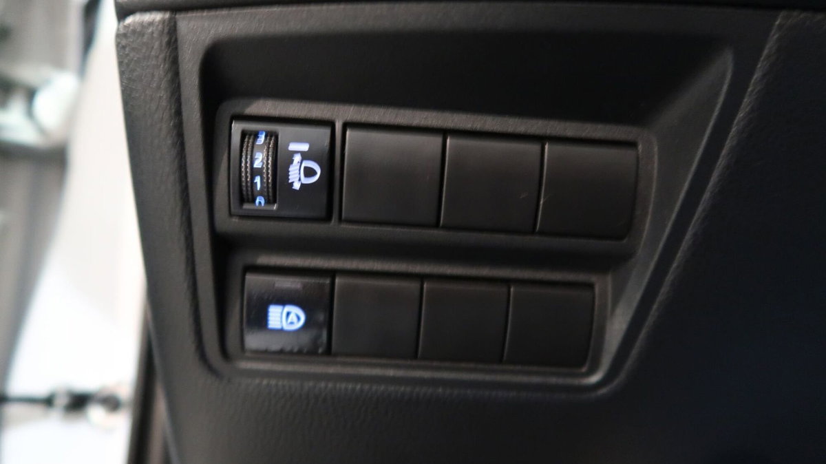 Toyota Yaris 1.5 Hybrid 5 porte Energy (17)