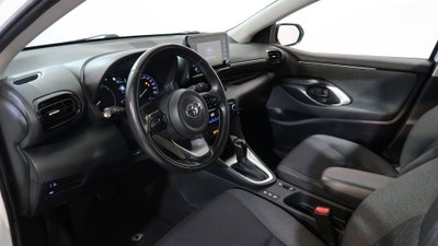 Toyota Yaris 1.5 Hybrid 5 porte Energy (2)