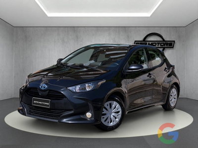 Toyota Yaris 1.5 Hybrid 5 porte Premiere (3)