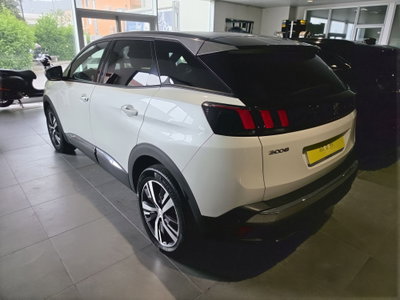 Peugeot 3008 BlueHDi 130 S&S EAT8 Allure Pack (4)