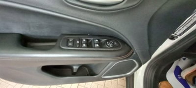 Jeep Compass 1.3 T4 190CV PHEV AT6 4xe Limited (18)