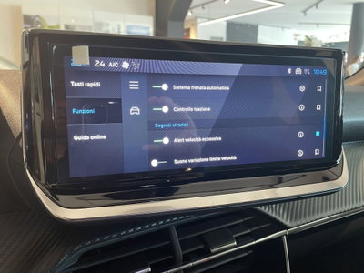 Peugeot 2008 1.2 hybrid Allure 145cv e-dcs6 (14)