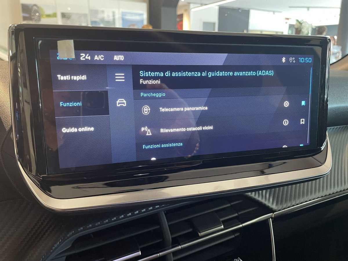 Peugeot 2008 1.2 hybrid Allure 145cv e-dcs6 (15)