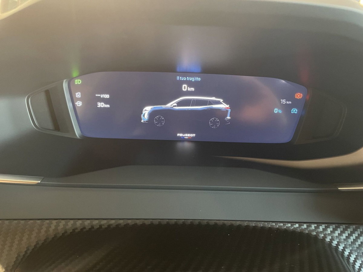 Peugeot 2008 1.2 hybrid Allure 145cv e-dcs6 (8)