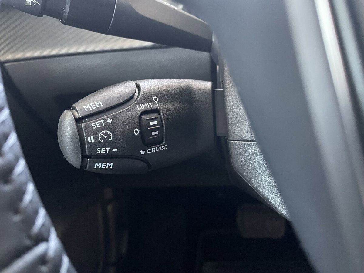 Peugeot 208 Turbo 110 S&S 5 porte Allure (18)