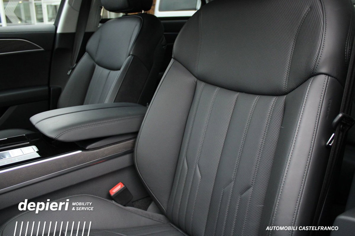 Audi A8 60 TFSI e 3.0 quattro tiptronic (14)