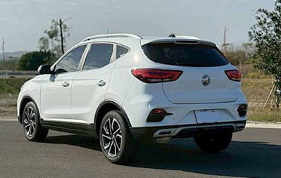 Mg ZS ZS 1.5 Luxury (2)