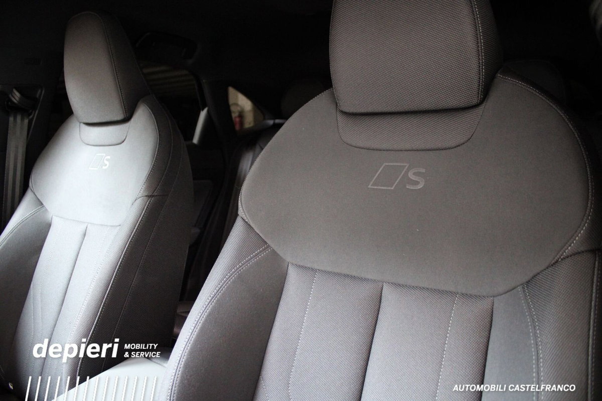 Audi Q3 Sportback 1.5 e-hybrid S line edition 272cv stronic (18)