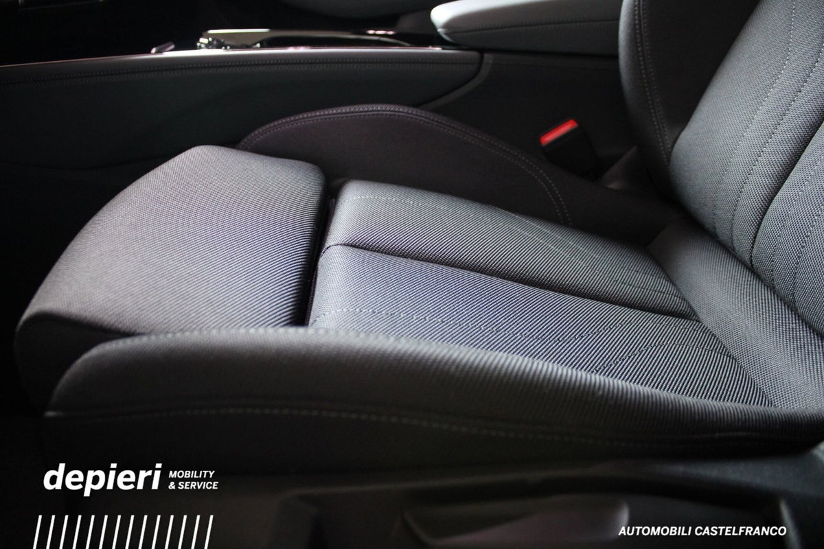 Audi Q3 Sportback 1.5 e-hybrid S line edition 272cv stronic (20)