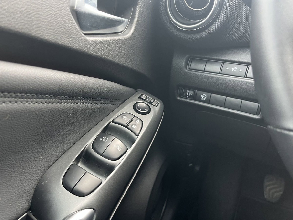 Nissan Juke 1.0 dig-t N-Connecta 114cv (11)
