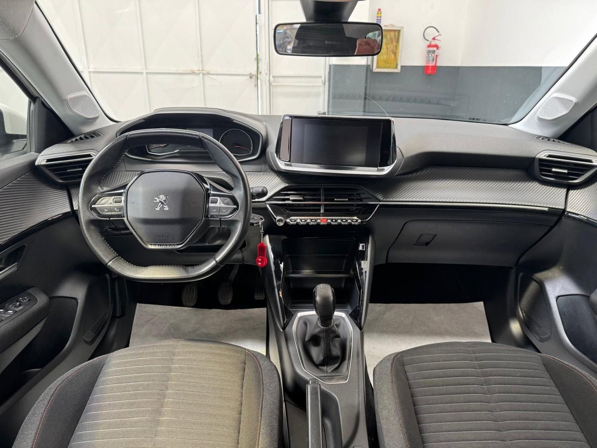 Peugeot 208 PureTech 75 Stop&Start 5 porte Allure Pack (11)