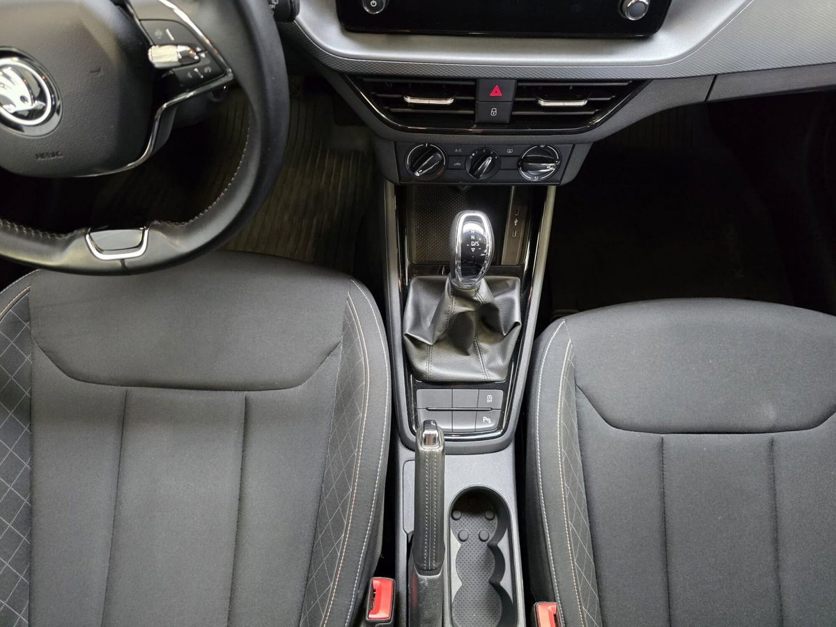 Skoda Kamiq 1.0 TSI 110 CV DSG Ambition (17)