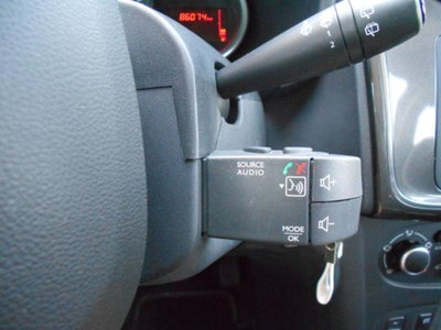Dacia Sandero Stepway 1.0 TCe 100 CV ECO-G Comfort (19)
