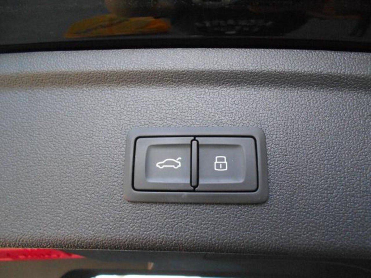 Audi A3 Sportback 35 TDI S tronic Business Advanced (13)