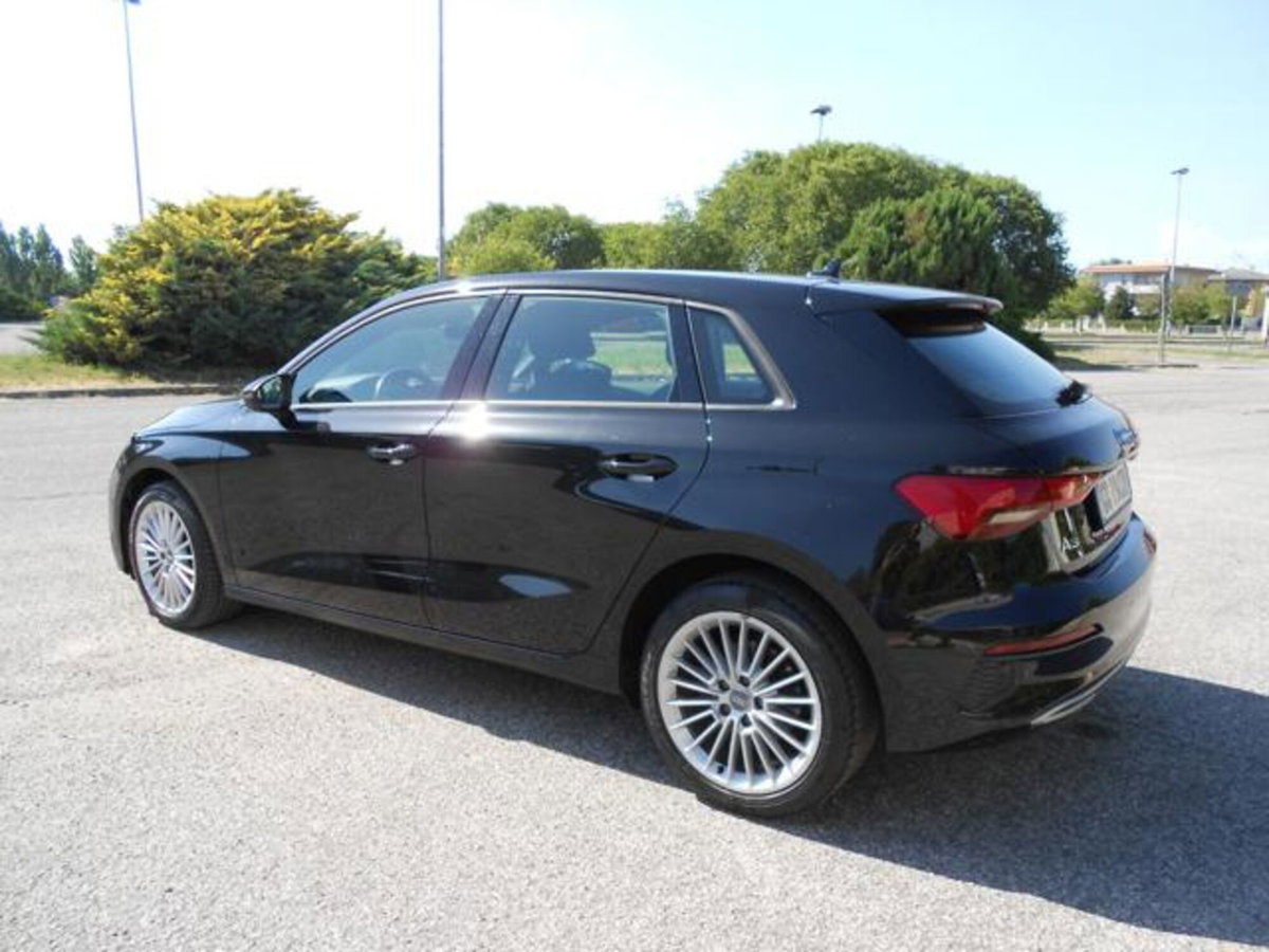 Audi A3 Sportback 35 TDI S tronic Business Advanced (2)