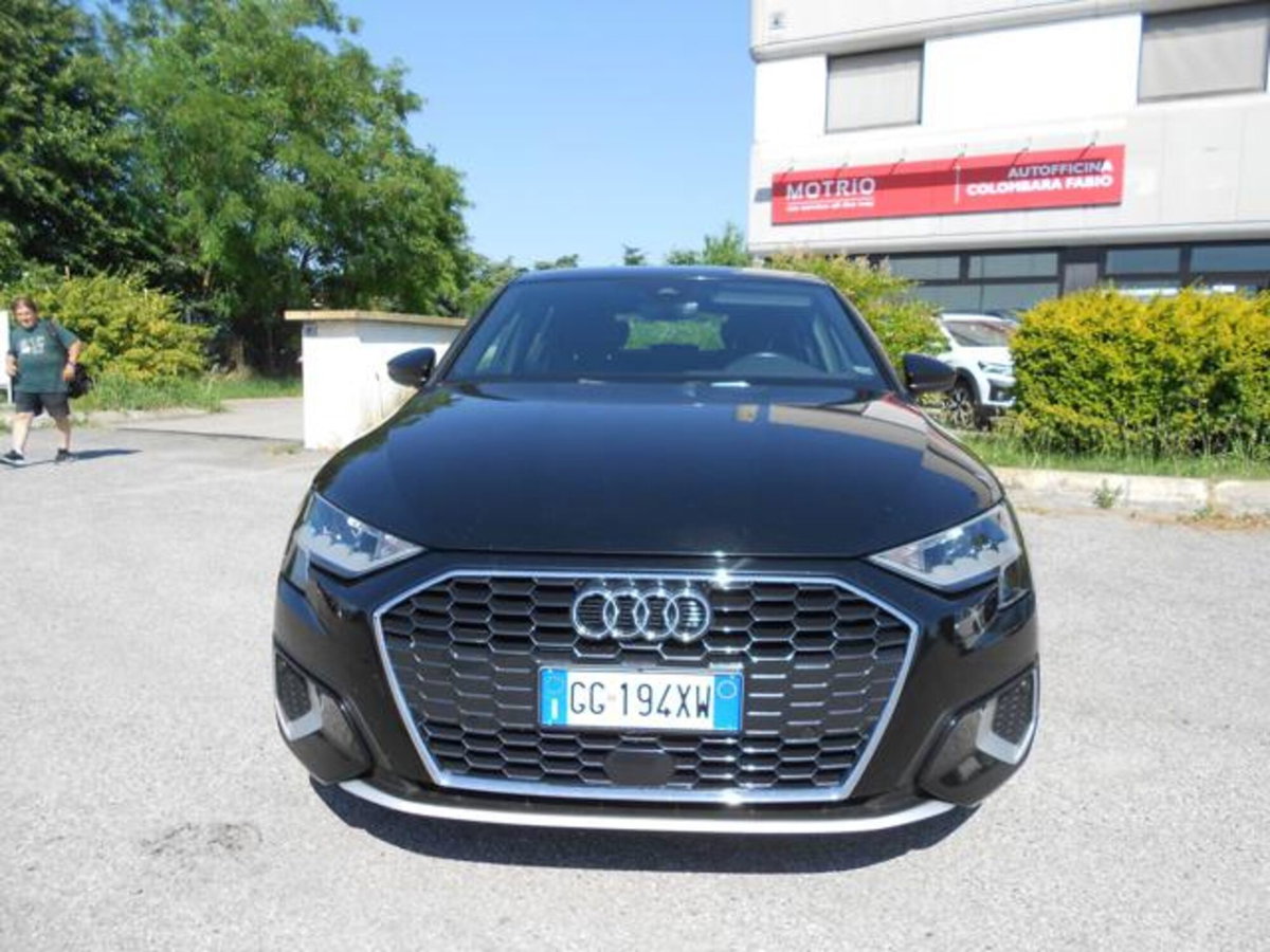 Audi A3 Sportback 35 TDI S tronic Business Advanced (3)