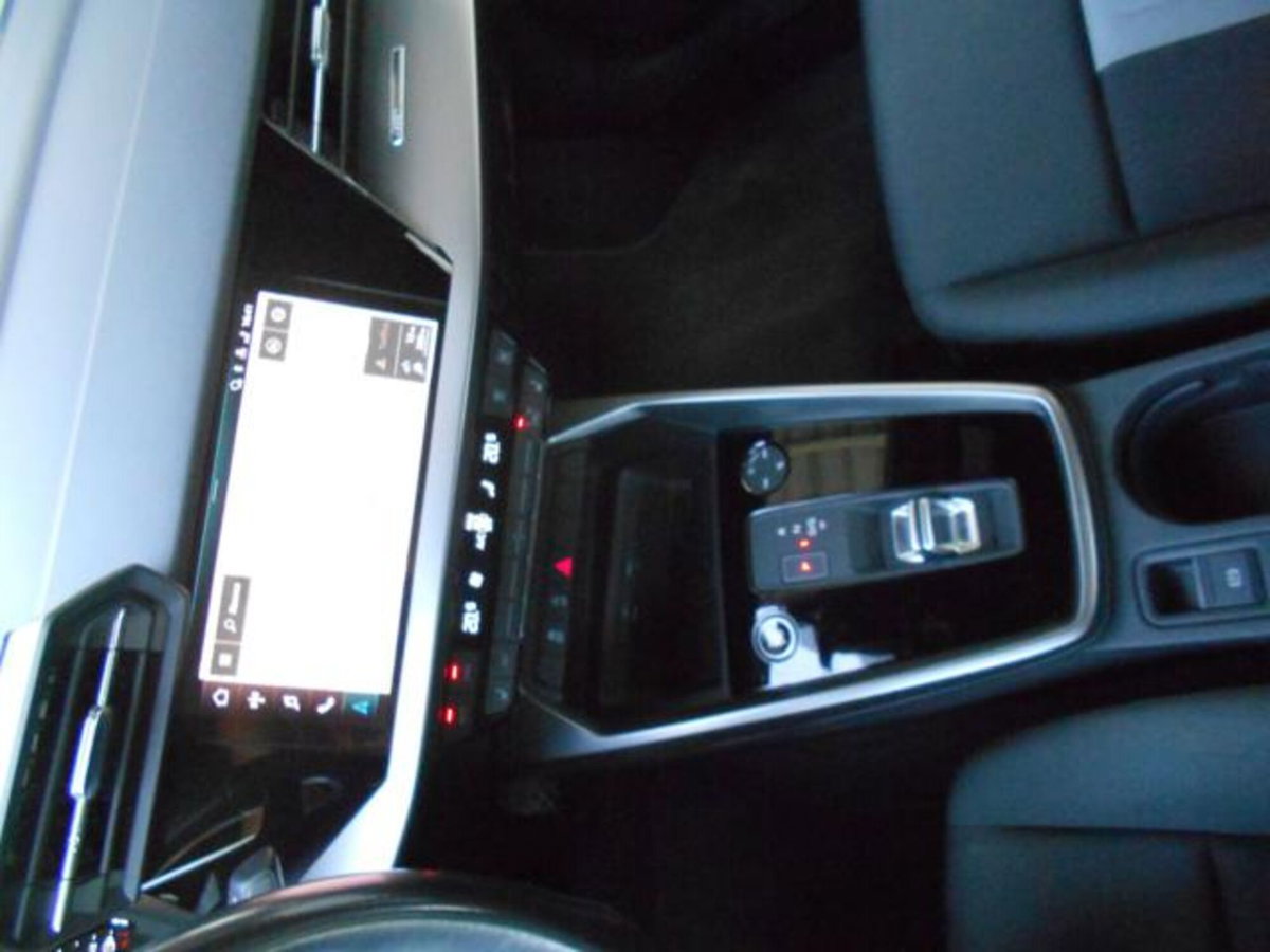 Audi A3 Sportback 35 TDI S tronic Business Advanced (9)