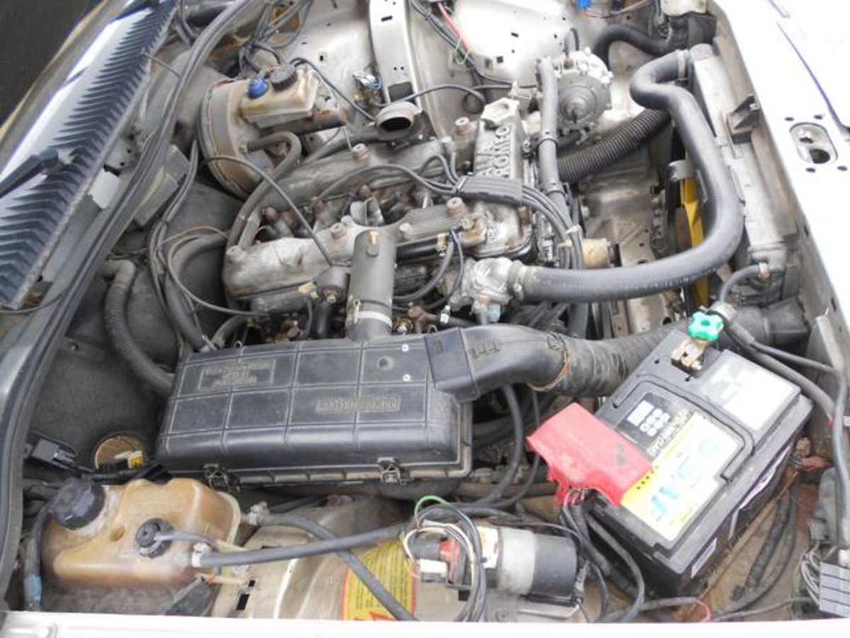 Alfa Romeo 75 1.6 (13)