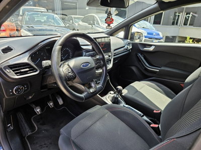 Ford Fiesta 1.5 TDCi 5 porte ST-Line (7)