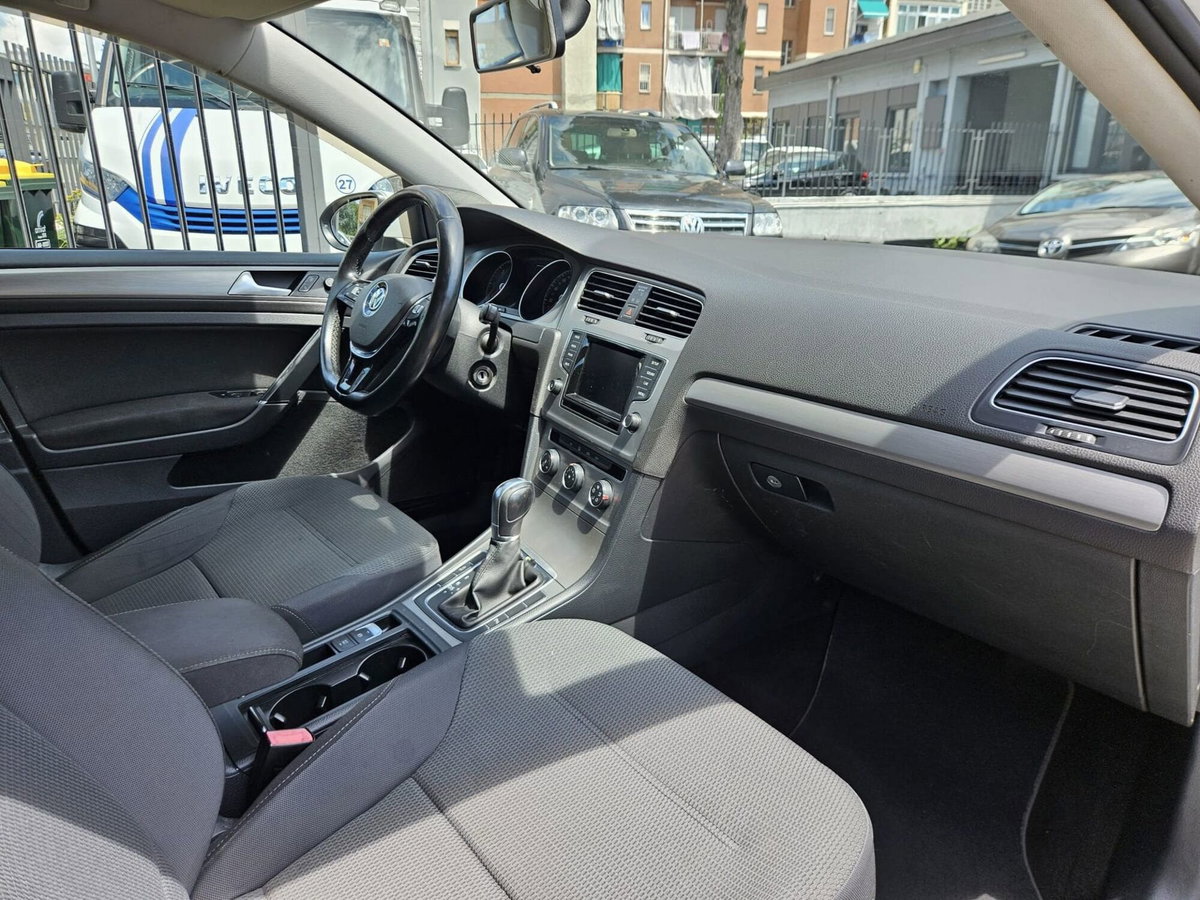 Volkswagen Golf 1.6 TDI 110 CV DSG 3p. Highline BlueMotion Technology (11)