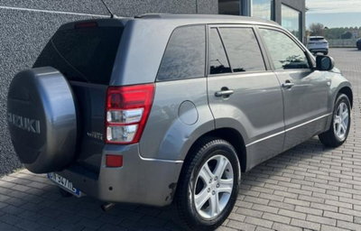 Suzuki Grand Vitara 1.9 DDiS 5 porte Evolution (10)