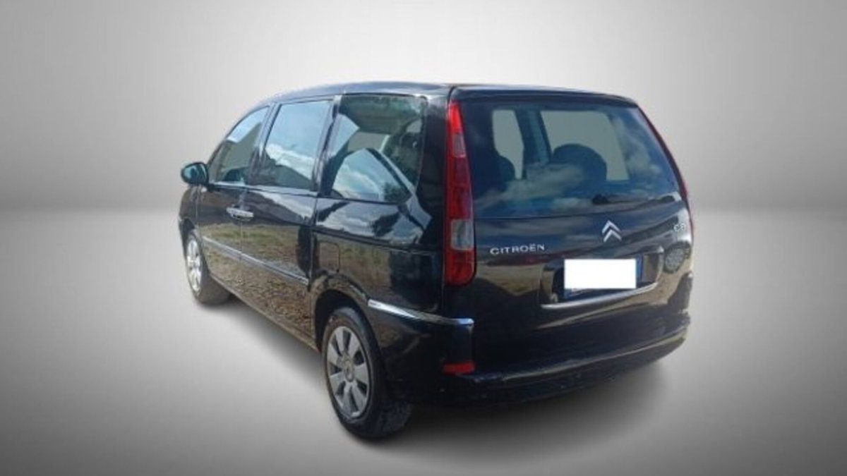 Citroen C8 2.0 HDi 120CV Ideal (11)
