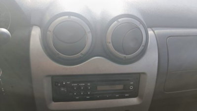 Dacia Sandero Stepway 1.6 8V GPL 85CV (12)