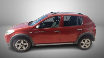 Dacia Sandero Stepway 1.6 8V GPL 85CV (8)