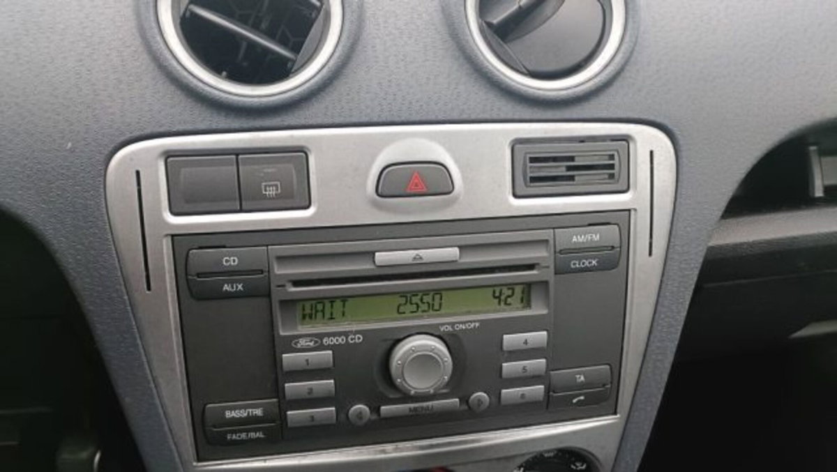 Ford Fusion 1.4 16V 5p. (13)