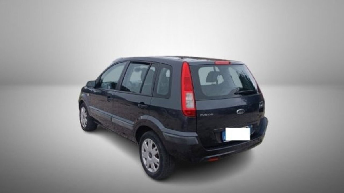 Ford Fusion 1.4 16V 5p. (8)