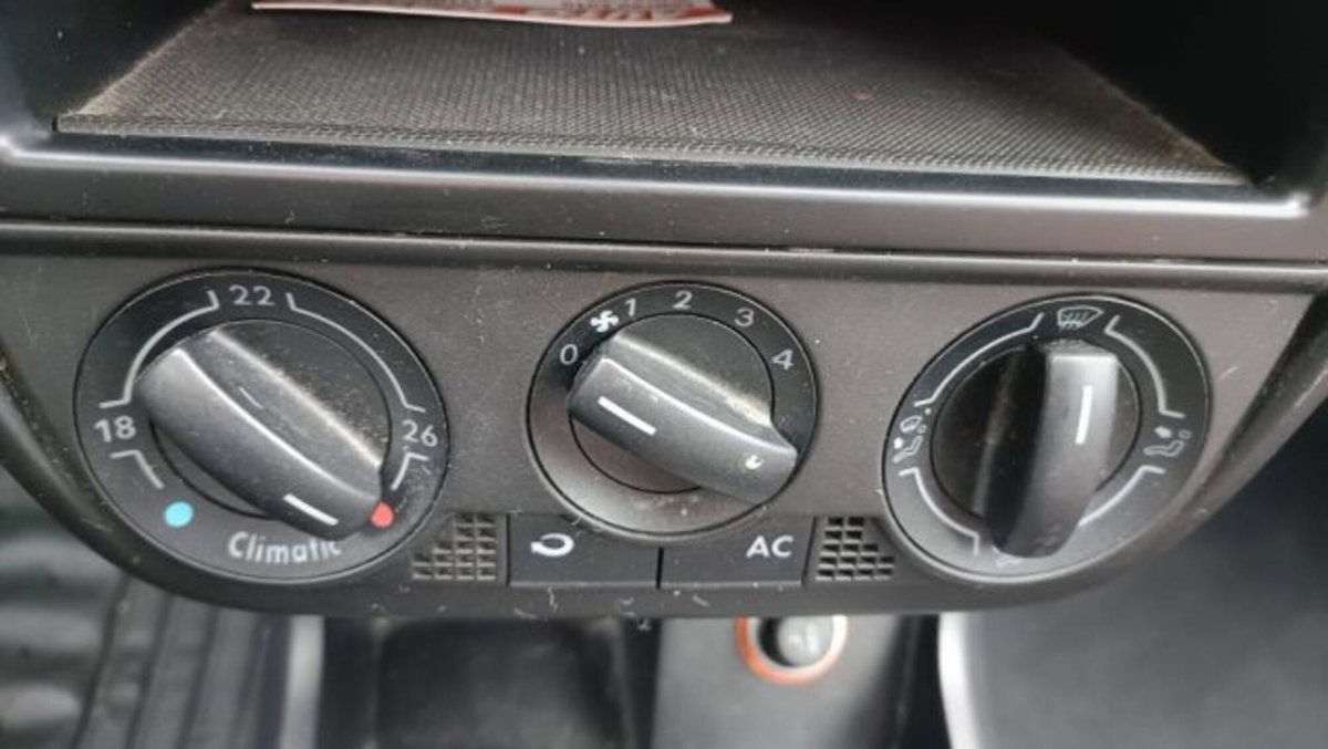 Volkswagen Fox 1.4 (14)
