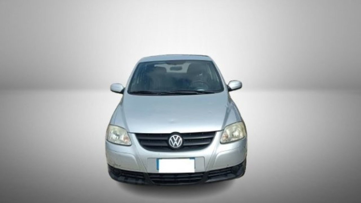 Volkswagen Fox 1.4 (9)